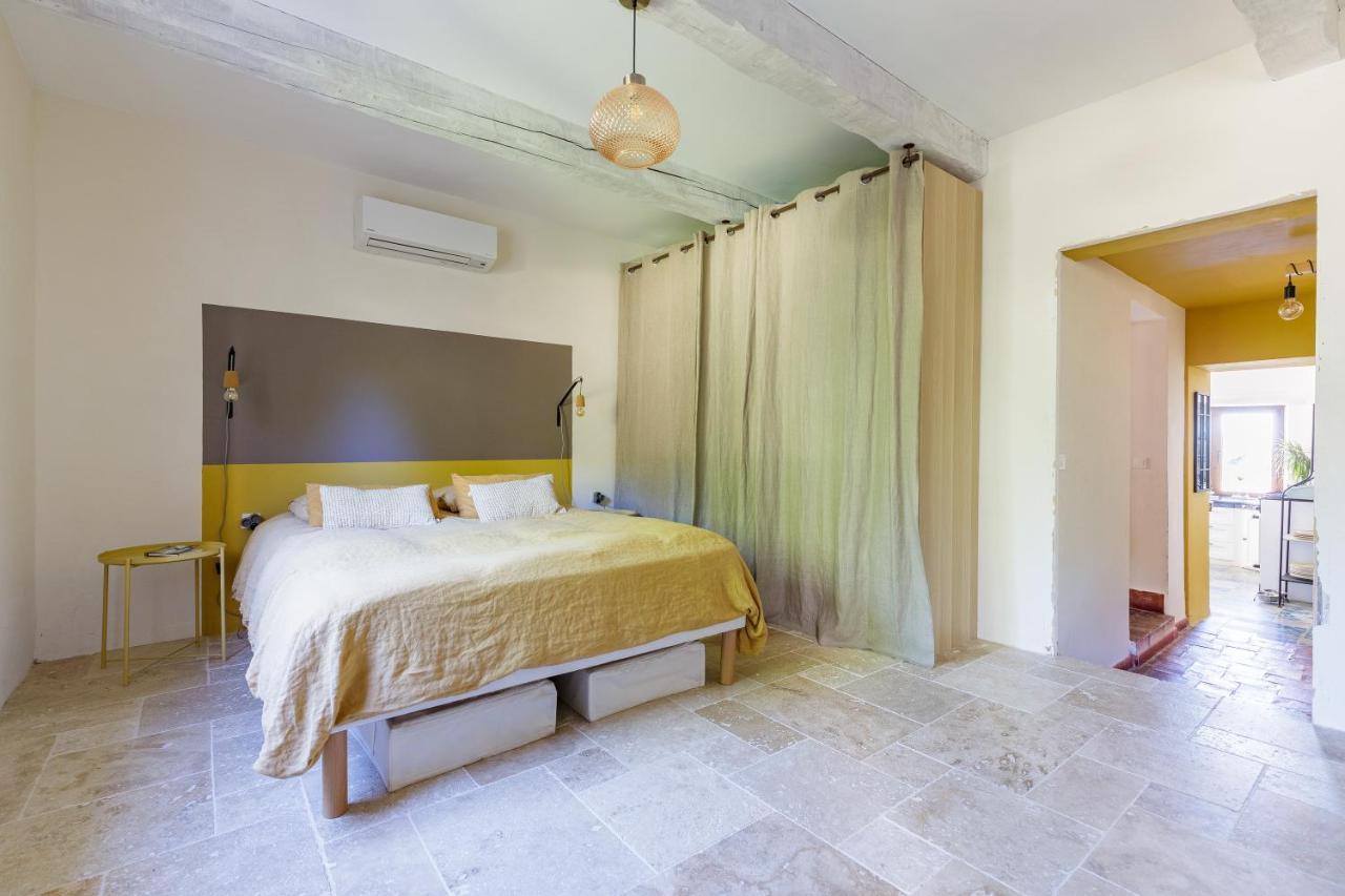 לה באסט Lodges Park Castellet Provence - Gites Dans Les Vignes Aoc Bandol A 15 Min Des Plages Et Du Circuit Paul Ricard F1 חדר תמונה
